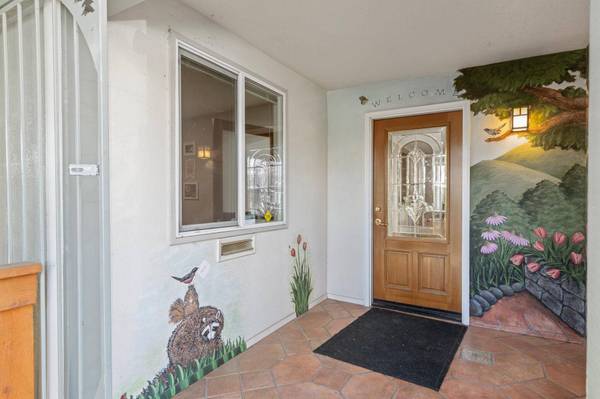 225 NE C ST, Grants Pass, OR 97526