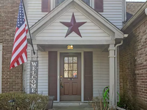 8621 Kruggle CT, Indianapolis, IN 46256