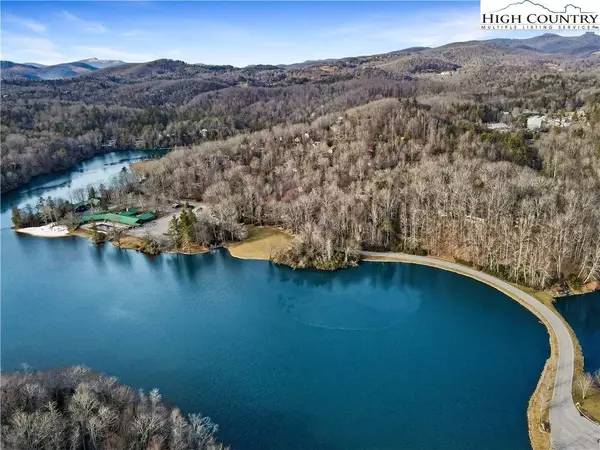 154 Lady Slipper LOOP, Newland, NC 28657