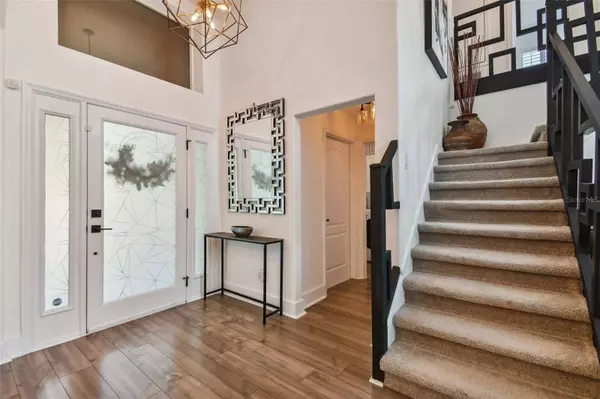 19020 FISHERMANS BEND DR, Lutz, FL 33558