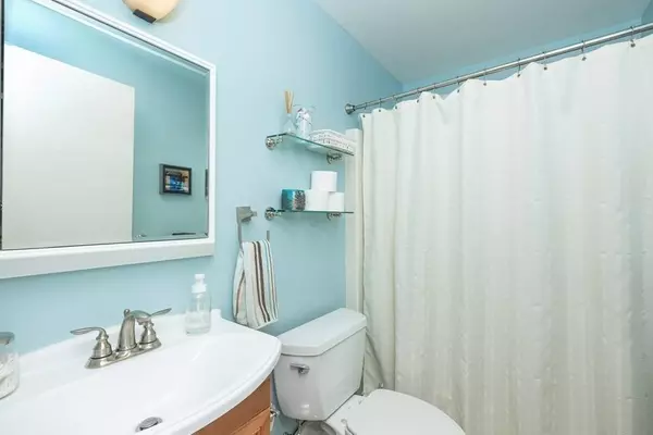 350 W 4th St #405, Boston, MA 02127