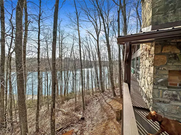 154 Lady Slipper LOOP, Newland, NC 28657