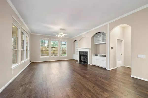 135 E Northcastle CIR, Conroe, TX 77384