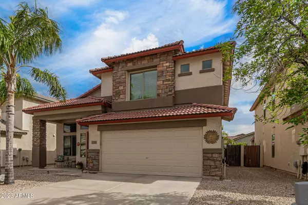 2181 W GREEN TREE Drive, San Tan Valley, AZ 85142
