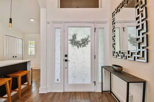 19020 FISHERMANS BEND DR, Lutz, FL 33558