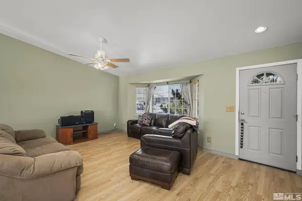315 Tina Cir, Sparks, NV 89436