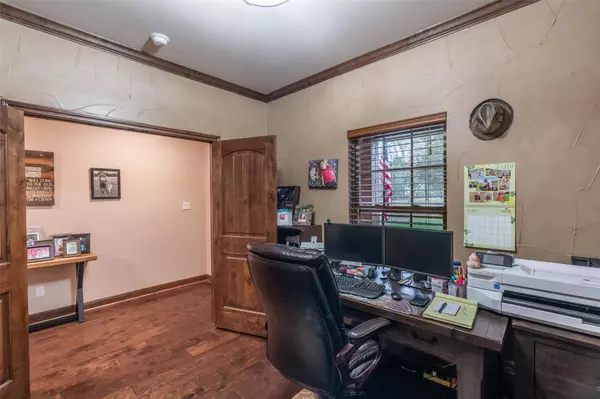 215 Rs County Road 4261, Emory, TX 75440