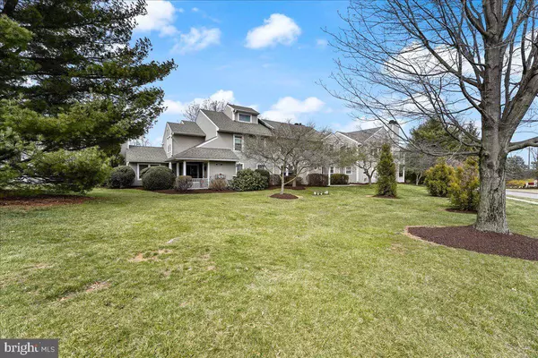 907 RAILWAY SQ #46, West Chester, PA 19380