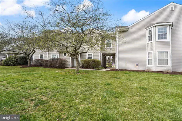 907 RAILWAY SQ #46, West Chester, PA 19380