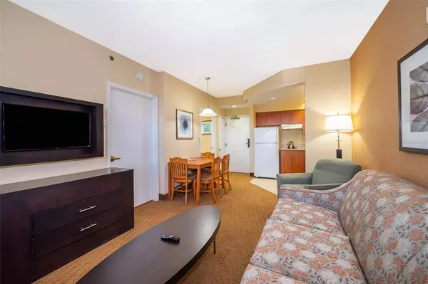 7601 CANADA AVE #S, Orlando, FL 32819