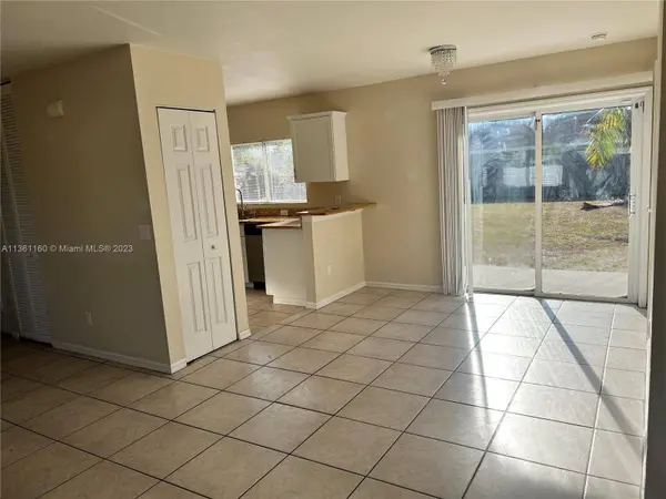 2701 55th St SW, Naples, FL 34116