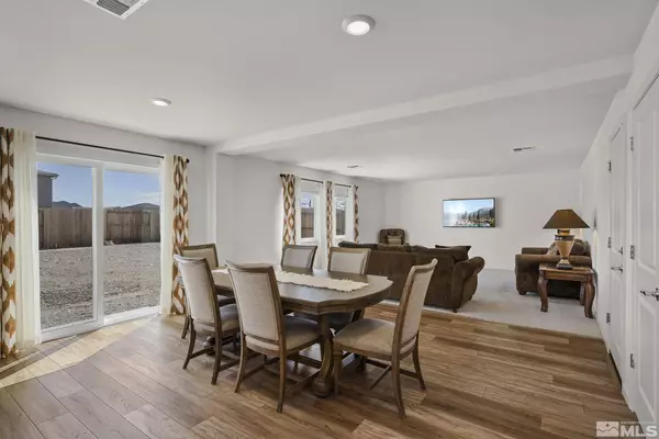 8962 Elk Ravine Dr, Reno, NV 89506