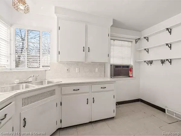 15053 STAHELIN Avenue, Detroit, MI 48223