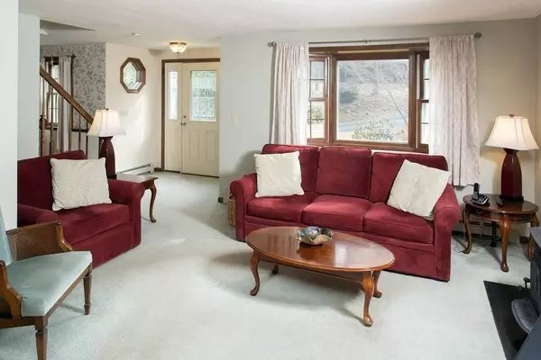 21 Martingale Lane, Plymouth, MA 02360