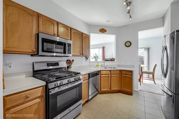 1867 S Wentworth Circle #1867, Romeoville, IL 60446