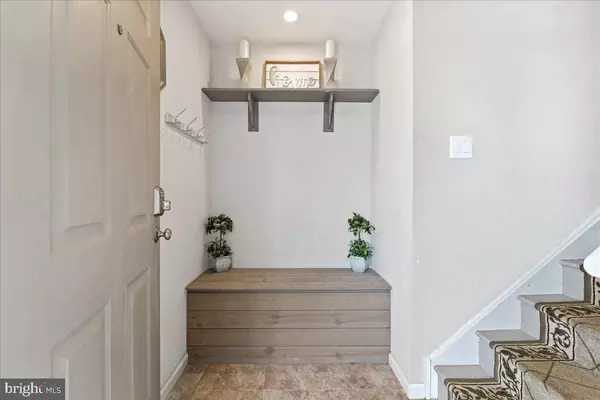 907 RAILWAY SQ #46, West Chester, PA 19380