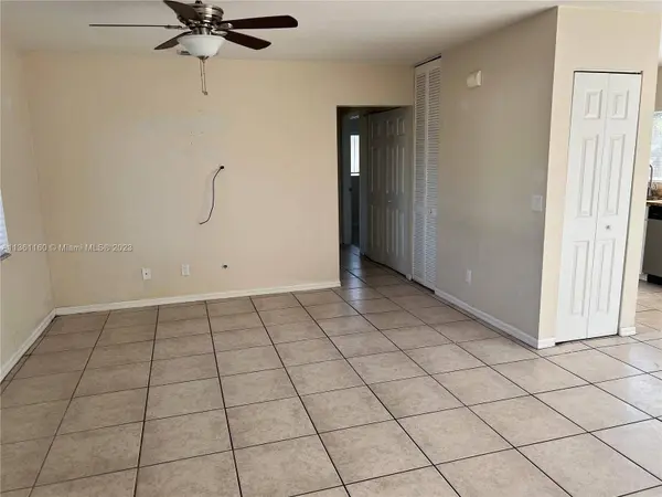 2701 55th St SW, Naples, FL 34116