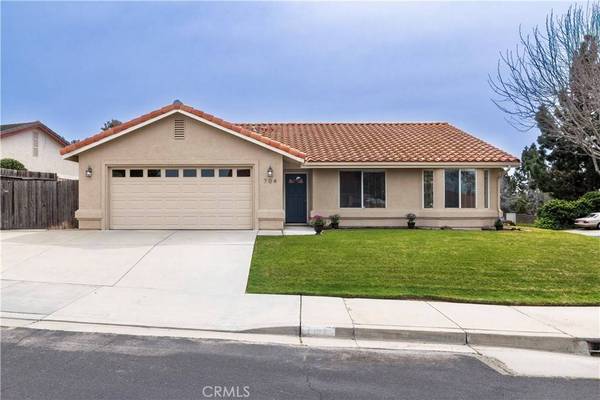 704 Richmind CT, Santa Maria, CA 93455