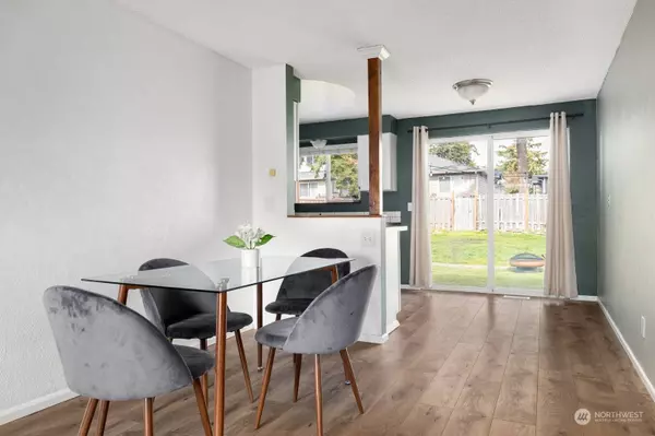 1152 Ridgeway DR, Oak Harbor, WA 98277