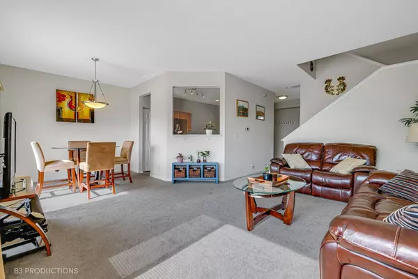 1867 S Wentworth Circle #1867, Romeoville, IL 60446