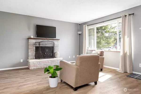 1152 Ridgeway DR, Oak Harbor, WA 98277