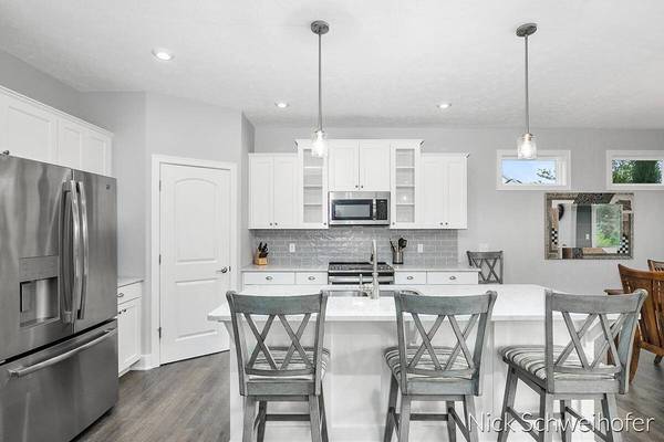 3052 Brayridge Drive, Jenison, MI 49428