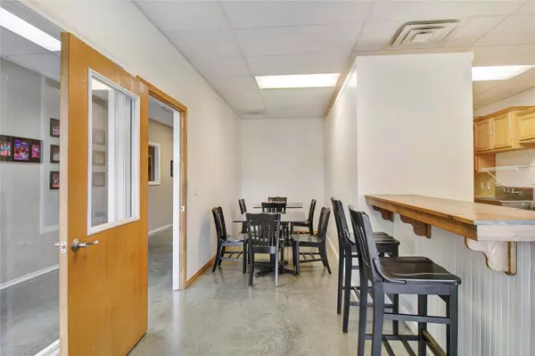 2237 N Edwards, Mount Pleasant, TX 75455