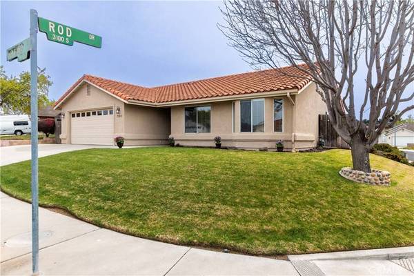 704 Richmind CT, Santa Maria, CA 93455