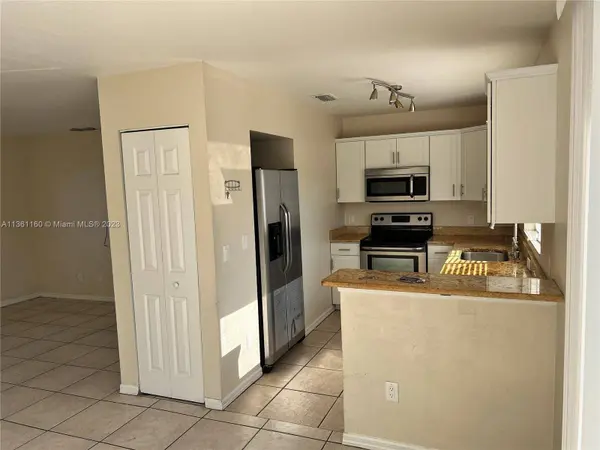 2701 55th St SW, Naples, FL 34116