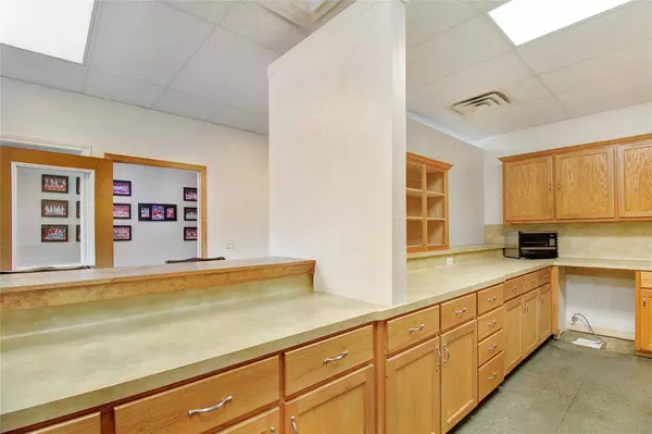 2237 N Edwards, Mount Pleasant, TX 75455