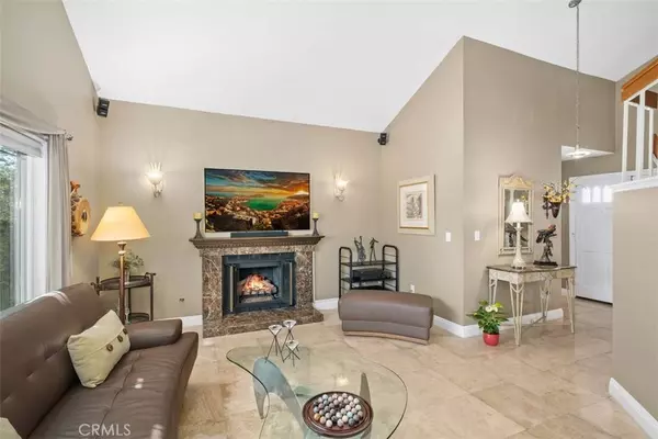 2 Sand, Irvine, CA 92614