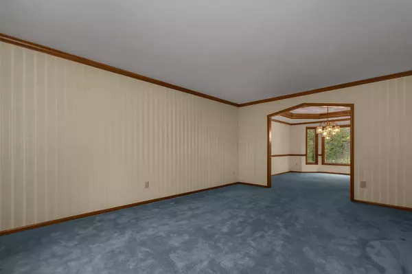 8145 Linden Leaf Circle, Columbus, OH 43235