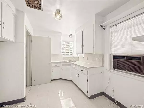 15053 STAHELIN Avenue, Detroit, MI 48223