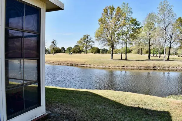 1413 Blue Heron Pt., Manning, SC 29102