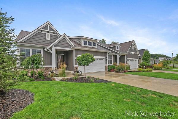 3052 Brayridge Drive, Jenison, MI 49428