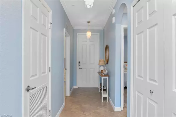 9554 Trevi CT #4717, Naples, FL 34113