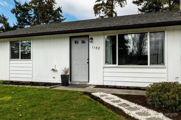 1152 Ridgeway DR, Oak Harbor, WA 98277