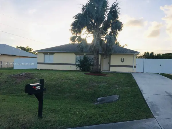 2701 55th St SW, Naples, FL 34116