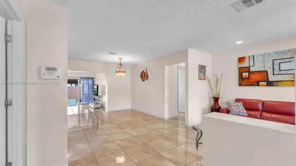 30365 SW 152nd Ct, Homestead, FL 33033