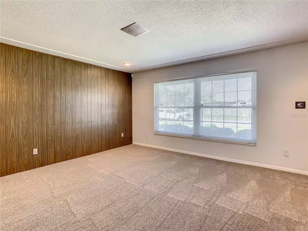 1833 GARWOOD DR, Orlando, FL 32822