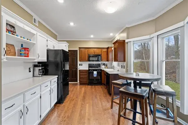 3118 Canaan Valley DR, Kansas City, KS 66109