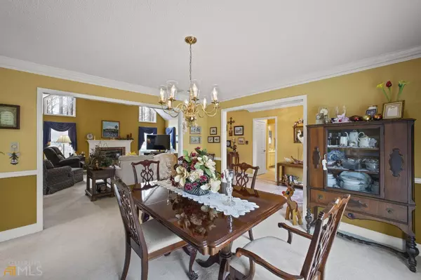 110 Ashford DR, Tyrone, GA 30290