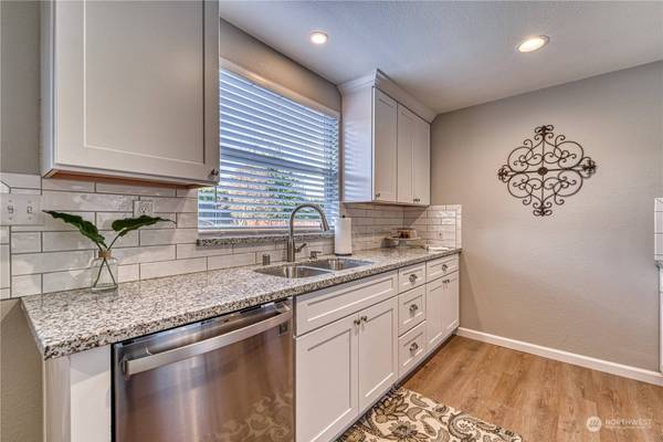 1534 S Sprague AVE, Tacoma, WA 98405