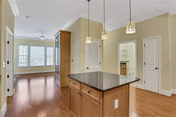 11 Perimeter CTR E #1212, Atlanta, GA 30346