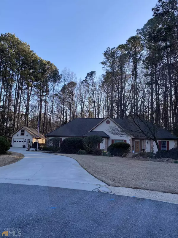 110 Ashford DR, Tyrone, GA 30290