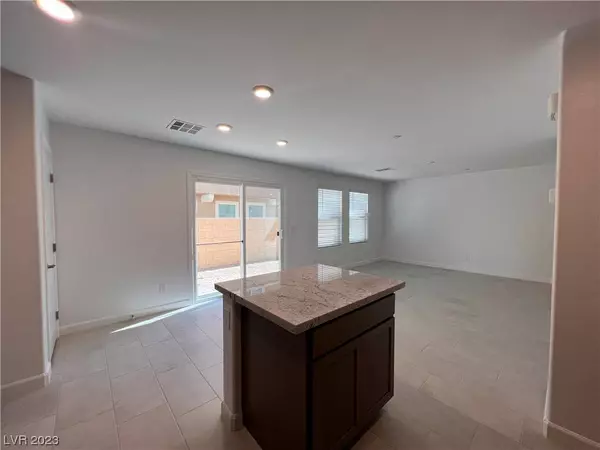325 Bay Village Place, Henderson, NV 89011