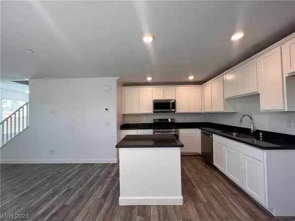 321 Bay Village Place, Henderson, NV 89011