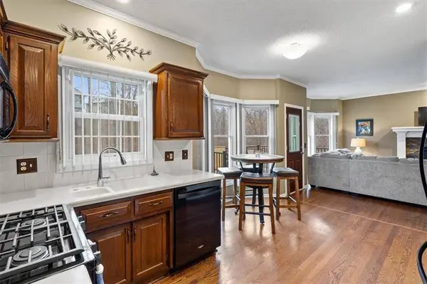 3118 Canaan Valley DR, Kansas City, KS 66109