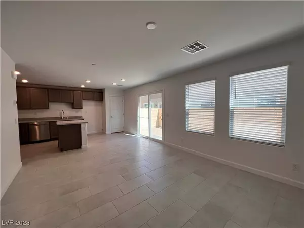 325 Bay Village Place, Henderson, NV 89011