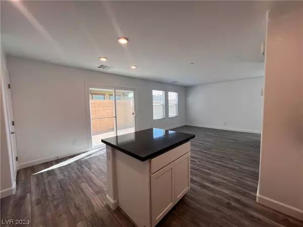 321 Bay Village Place, Henderson, NV 89011